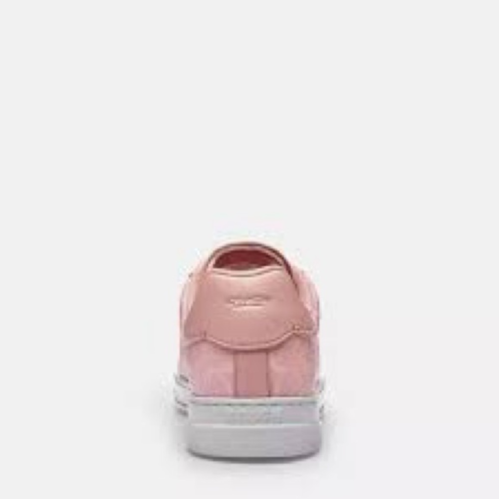 Coach Women’s High Line Sneaker
In Pink Signature Canvas Size 7.5 - Picture 4 of 11